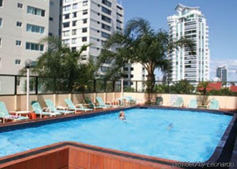 Sandy Point Beach Resort Gold Coast Bagian luar foto