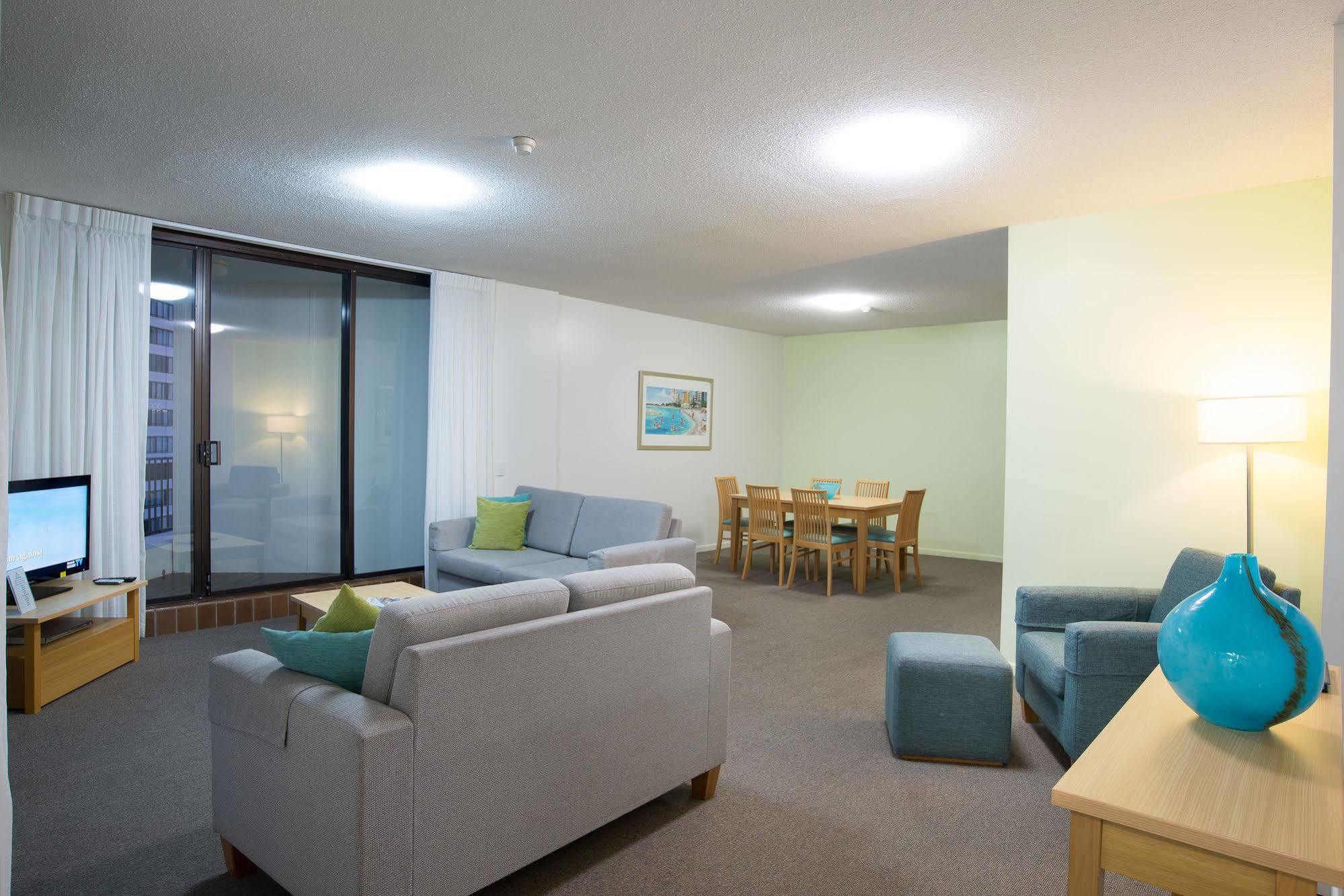 Sandy Point Beach Resort Gold Coast Bagian luar foto