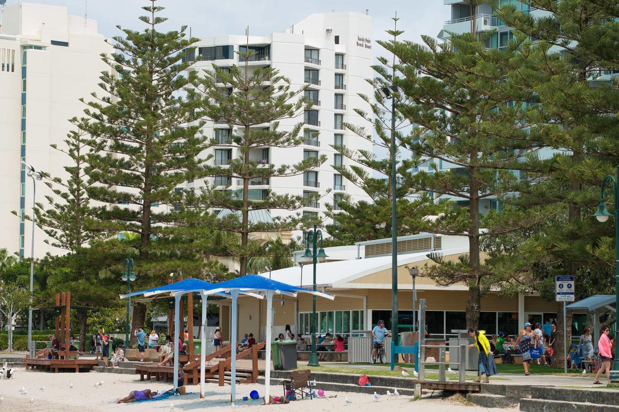 Sandy Point Beach Resort Gold Coast Bagian luar foto