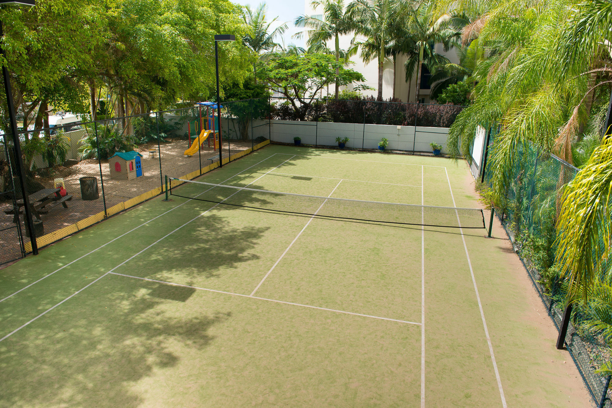 Sandy Point Beach Resort Gold Coast Bagian luar foto